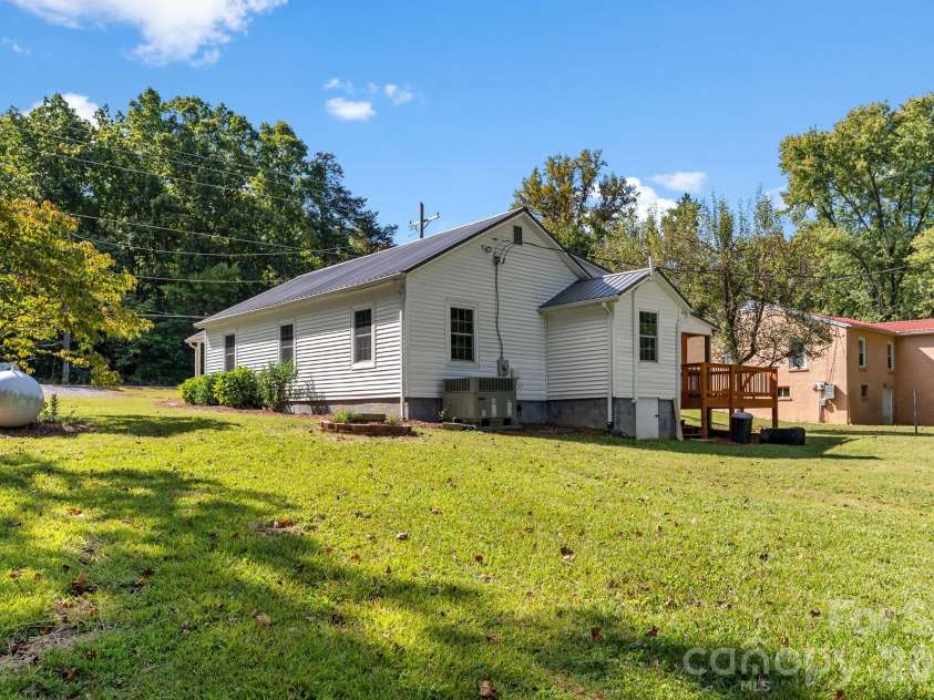 2084 Thurmond Road, Thurmond, NC 28663.  MLS# CAR4431225, YatesRealty ID 54735. 