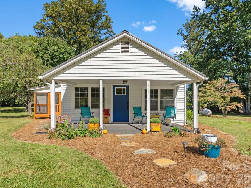 2084 Thurmond Road, Thurmond, NC 28663.  MLS# CAR4431225, YatesRealty ID 54735. 