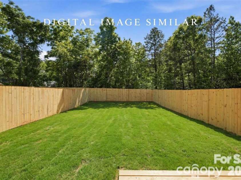 606 Broad Street, Mooresville, NC 28115.  MLS# CAR4431247, YatesRealty ID 54736. 