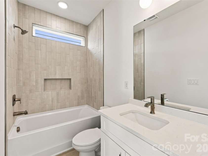 606 Broad Street, Mooresville, NC 28115.  MLS# CAR4431247, YatesRealty ID 54736. Full bath on upper