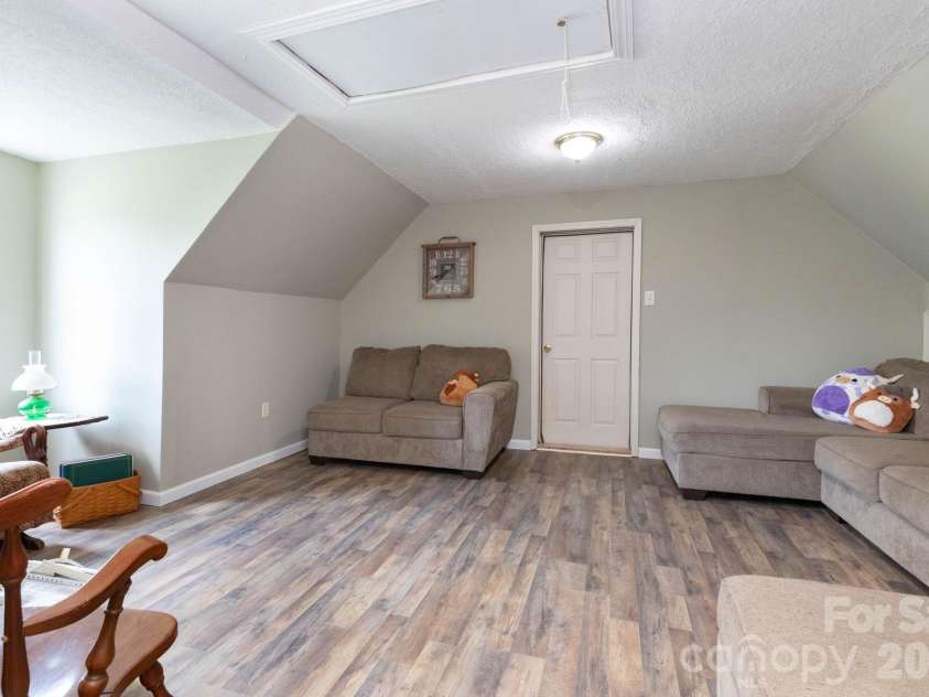 378 Yates Cove Road, Waynesville, NC 28785.  MLS# CAR4405532, YatesRealty ID 54739. 