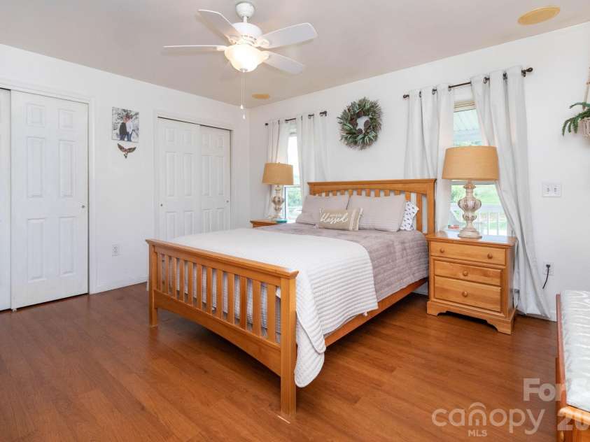 378 Yates Cove Road, Waynesville, NC 28785.  MLS# CAR4405532, YatesRealty ID 54739. 