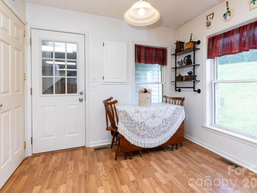 378 Yates Cove Road, Waynesville, NC 28785.  MLS# CAR4405532, YatesRealty ID 54739. 