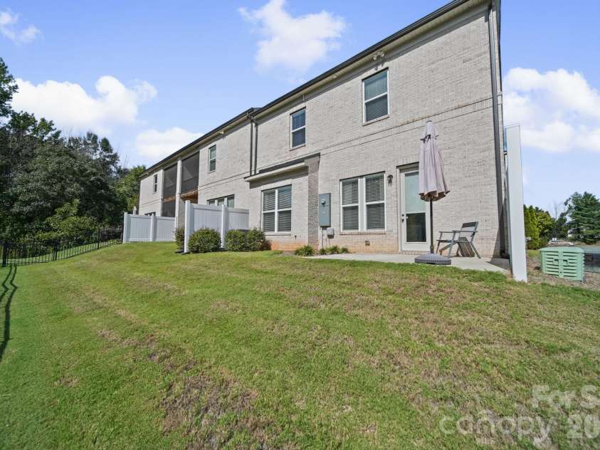 203 Heathbrook Lane, Waxhaw, NC 28173.  MLS# CAR4429780, YatesRealty ID 54740. Back