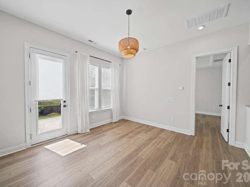 203 Heathbrook Lane, Waxhaw, NC 28173.  MLS# CAR4429780, YatesRealty ID 54740. Livingroom, main floor