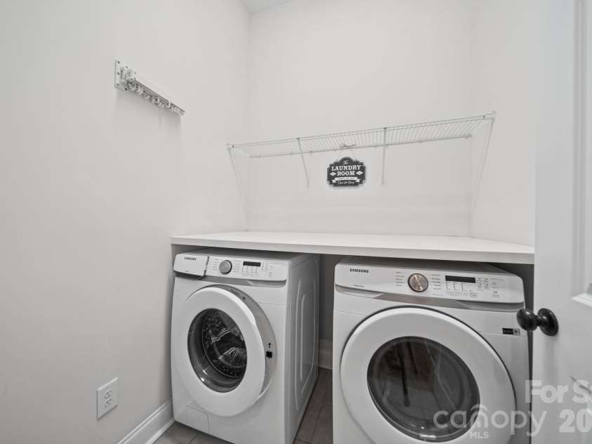 203 Heathbrook Lane, Waxhaw, NC 28173.  MLS# CAR4429780, YatesRealty ID 54740. Main floor Laundry room