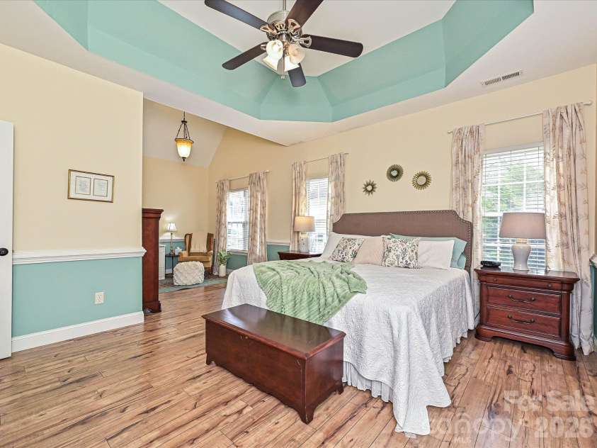 132 Gray Cliff Drive, Mooresville, NC 28117.  MLS# CAR4430883, YatesRealty ID 54741. Primary Bedroom