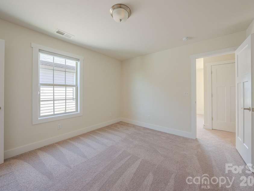 623 Cardwell Lane, Fletcher, NC 28732.  MLS# CAR4430671, YatesRealty ID 54742. Primary Bedroom