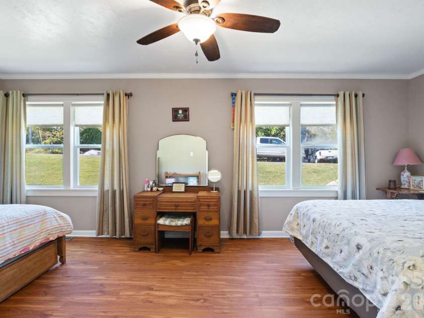 74 Ridgeline Road, Clyde, NC 28721.  MLS# CAR4429782, YatesRealty ID 54743. 