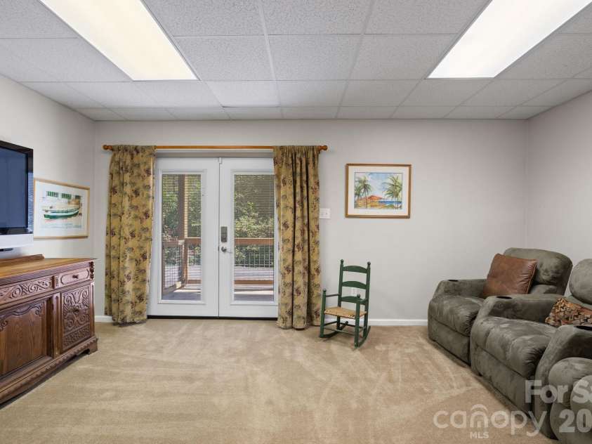 74 Ridgeline Road, Clyde, NC 28721.  MLS# CAR4429782, YatesRealty ID 54743. 