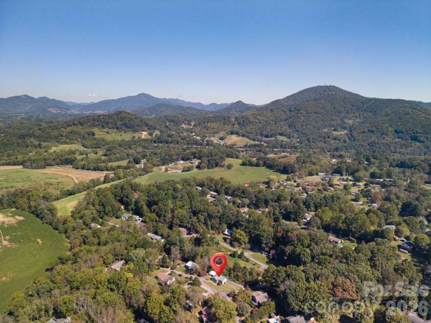 74 Ridgeline Road, Clyde, NC 28721.  MLS# CAR4429782, YatesRealty ID 54743. 