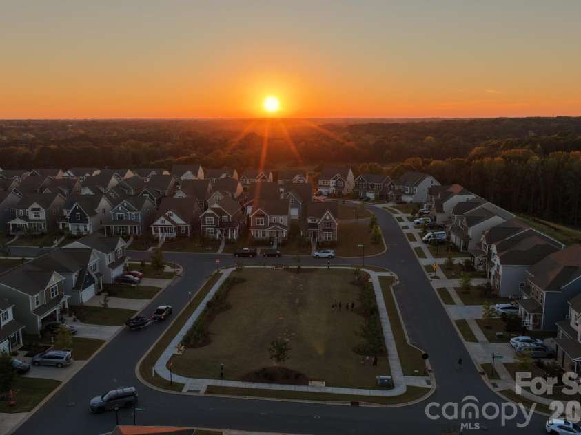 352 Runner Stone Lane, Fort Mill, SC 29715.  MLS# CAR4427650, YatesRealty ID 54746. 