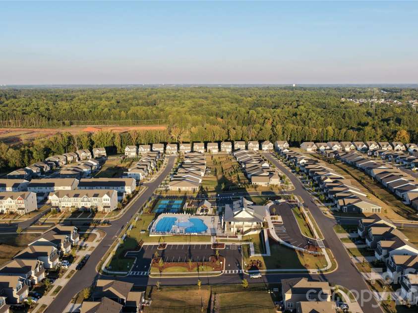 352 Runner Stone Lane, Fort Mill, SC 29715.  MLS# CAR4427650, YatesRealty ID 54746. 