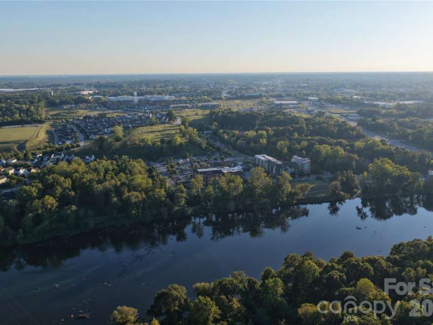 352 Runner Stone Lane, Fort Mill, SC 29715.  MLS# CAR4427650, YatesRealty ID 54746. 
