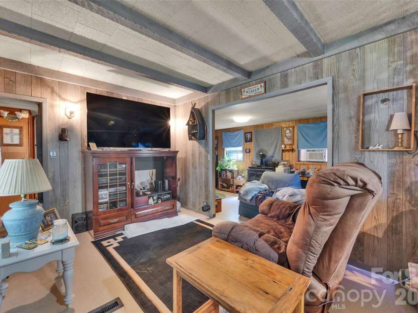 144 Skyline Drive, Canton, NC 28716.  MLS# CAR4430689, YatesRealty ID 54747. 