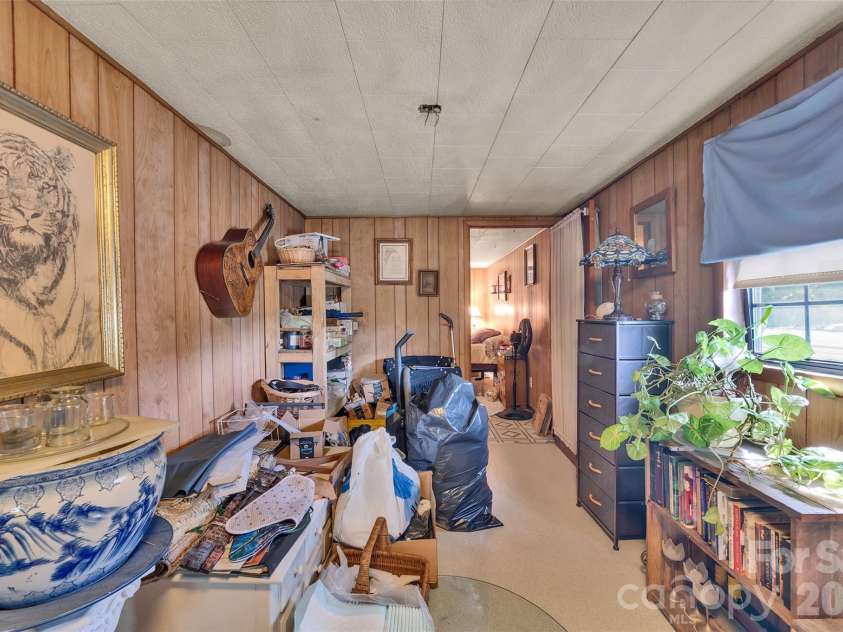 144 Skyline Drive, Canton, NC 28716.  MLS# CAR4430689, YatesRealty ID 54747. 