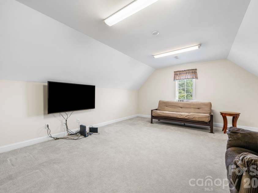 117 Vista View Place, Mooresville, NC 28117.  MLS# CAR4431255, YatesRealty ID 54751. 