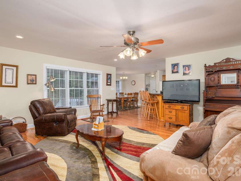 2150 Fox Creek Trail, Lincolnton, NC 28092.  MLS# CAR4424180, YatesRealty ID 54752. 