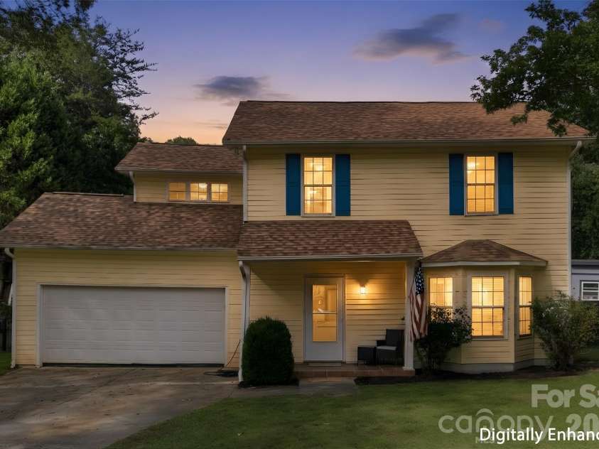 7519 Katherine Drive, Denver, NC 28037.  MLS# CAR4428529, YatesRealty ID 54753. 
