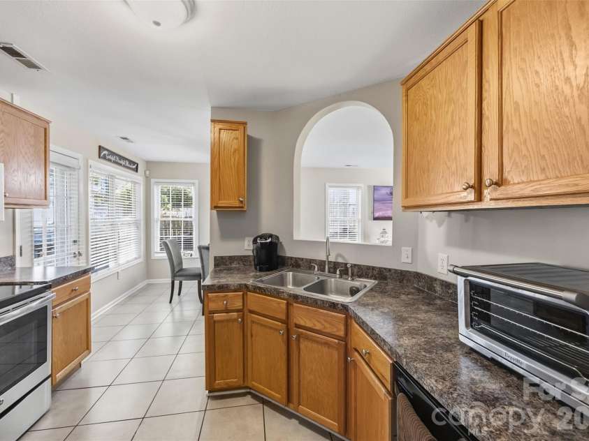 7519 Katherine Drive, Denver, NC 28037.  MLS# CAR4428529, YatesRealty ID 54753. 