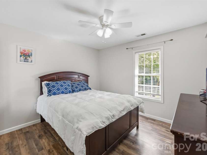 7519 Katherine Drive, Denver, NC 28037.  MLS# CAR4428529, YatesRealty ID 54753. 