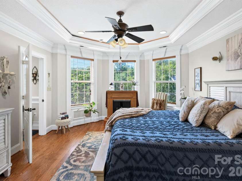 73 Rose Of Sharon Way, Candler, NC 28715.  MLS# CAR4417283, YatesRealty ID 54754. Bay Window