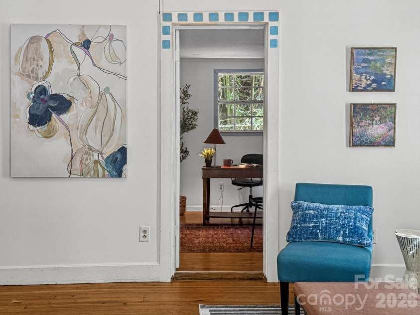 18 Wood Avenue, Asheville, NC 28803.  MLS# CAR4423154, YatesRealty ID 54757. 