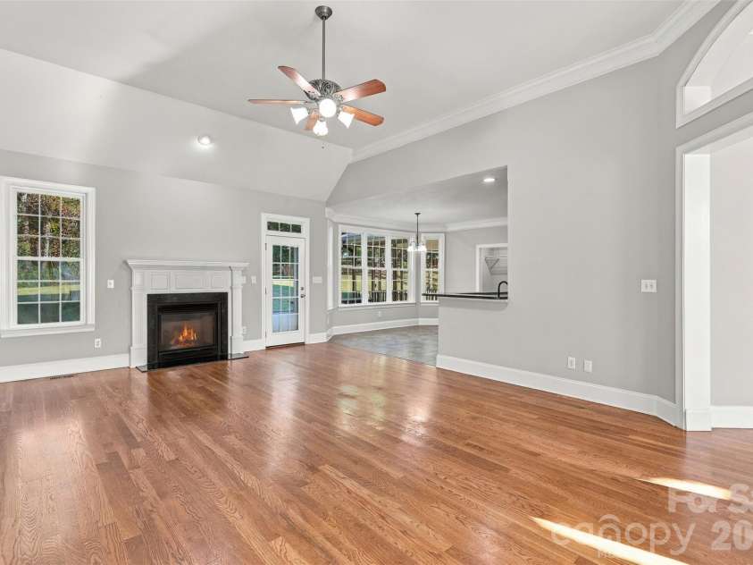 172 Honeysuckle Creek Loop, Mooresville, NC 28117.  MLS# CAR4430805, YatesRealty ID 54761. 
