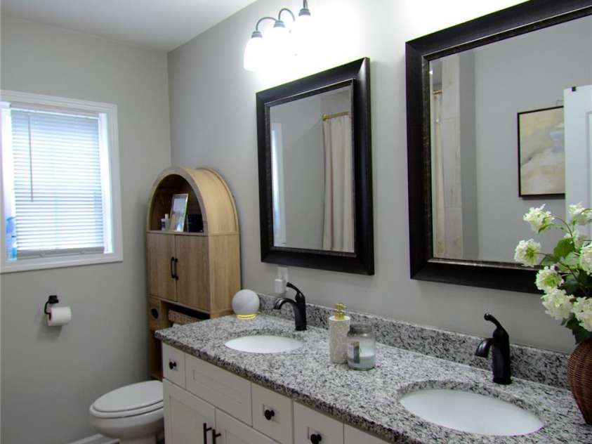 130 Bostic Street, Marion, NC 28752.  MLS# CAR4409227, YatesRealty ID 54768. 