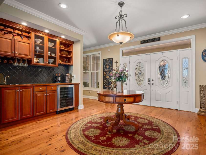 149 Thrashing Rock Drive, Hendersonville, NC 28739.  MLS# CAR4217107, YatesRealty ID 5477. 