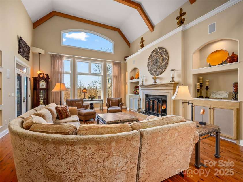 149 Thrashing Rock Drive, Hendersonville, NC 28739.  MLS# CAR4217107, YatesRealty ID 5477. 