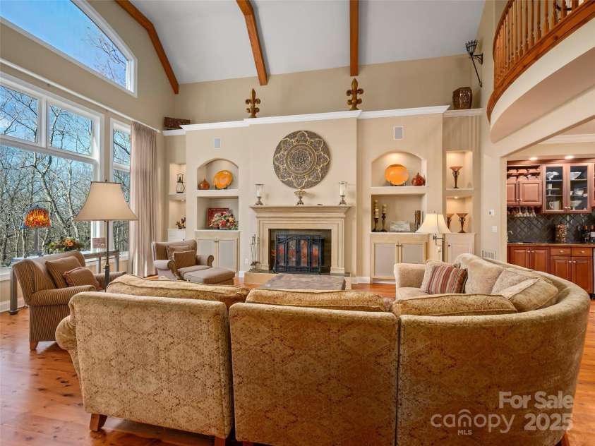 149 Thrashing Rock Drive, Hendersonville, NC 28739.  MLS# CAR4217107, YatesRealty ID 5477. 