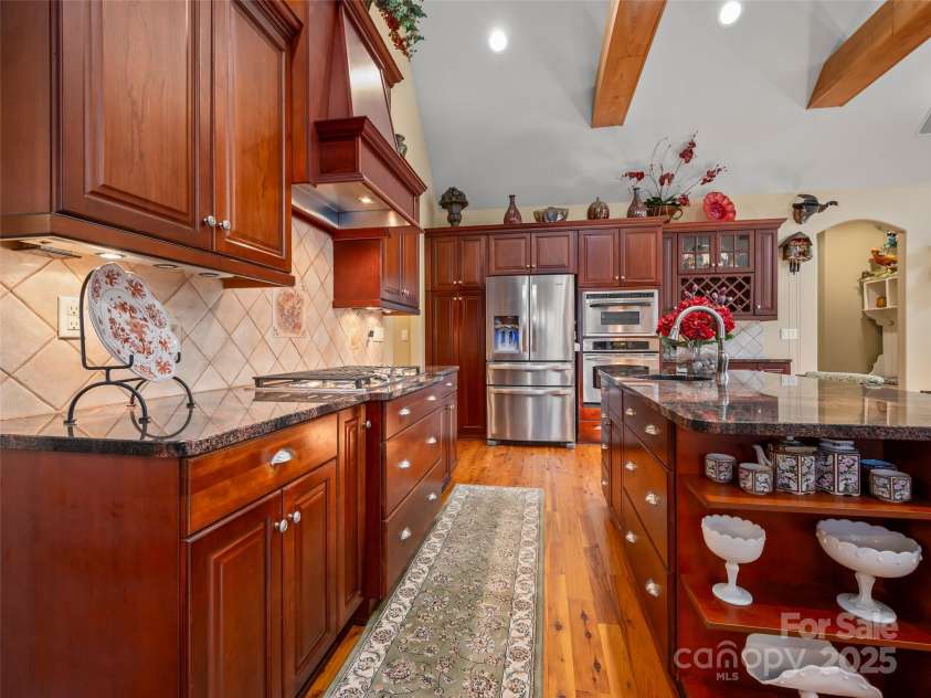 149 Thrashing Rock Drive, Hendersonville, NC 28739.  MLS# CAR4217107, YatesRealty ID 5477. 