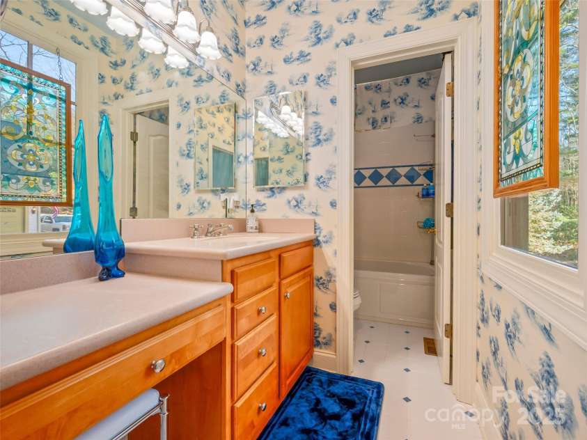 149 Thrashing Rock Drive, Hendersonville, NC 28739.  MLS# CAR4217107, YatesRealty ID 5477. 