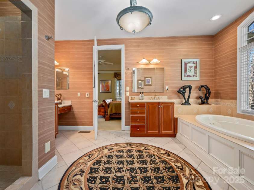 149 Thrashing Rock Drive, Hendersonville, NC 28739.  MLS# CAR4217107, YatesRealty ID 5477. 