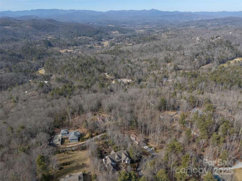 149 Thrashing Rock Drive, Hendersonville, NC 28739.  MLS# CAR4217107, YatesRealty ID 5477. 