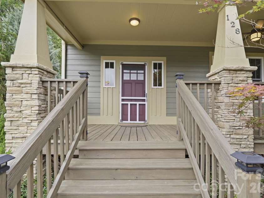 128 Estelle Park Drive, Asheville, NC 28806.  MLS# CAR4430324, YatesRealty ID 54772. 