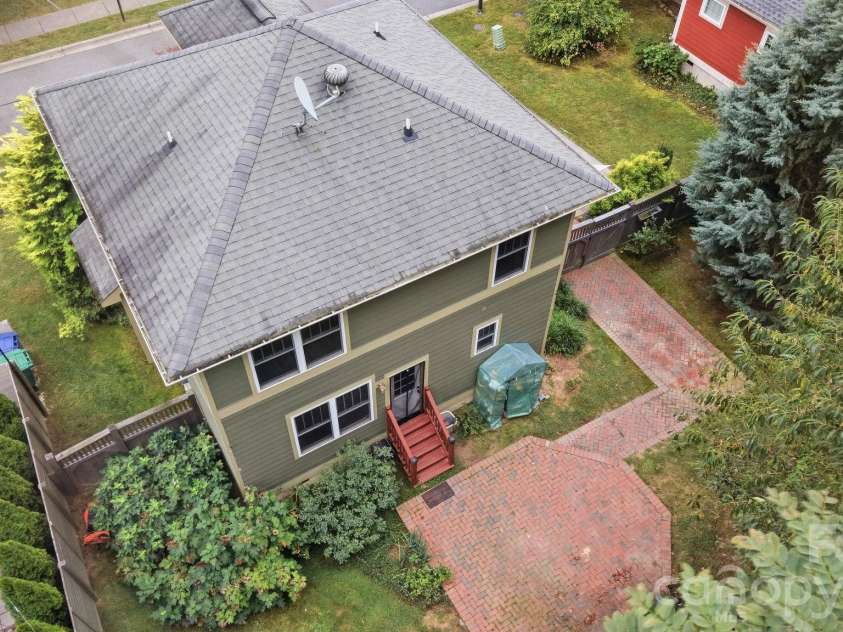 128 Estelle Park Drive, Asheville, NC 28806.  MLS# CAR4430324, YatesRealty ID 54772. 