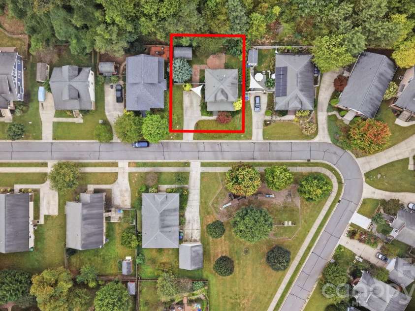 128 Estelle Park Drive, Asheville, NC 28806.  MLS# CAR4430324, YatesRealty ID 54772. 