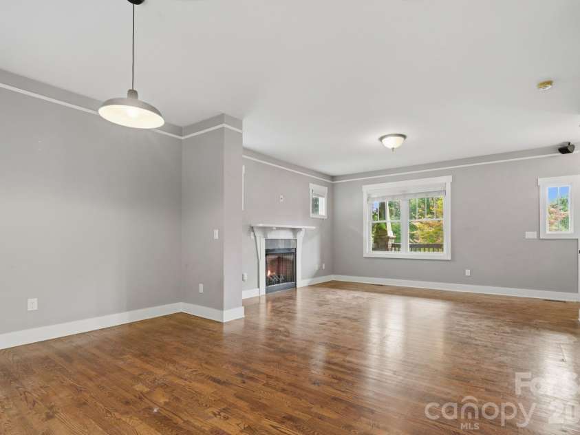 128 Estelle Park Drive, Asheville, NC 28806.  MLS# CAR4430324, YatesRealty ID 54772. 