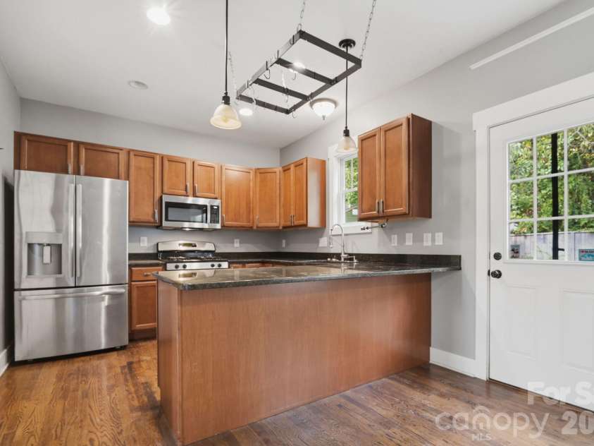 128 Estelle Park Drive, Asheville, NC 28806.  MLS# CAR4430324, YatesRealty ID 54772. 