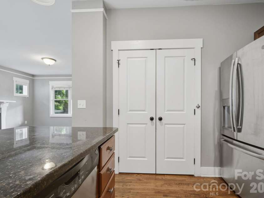 128 Estelle Park Drive, Asheville, NC 28806.  MLS# CAR4430324, YatesRealty ID 54772. 