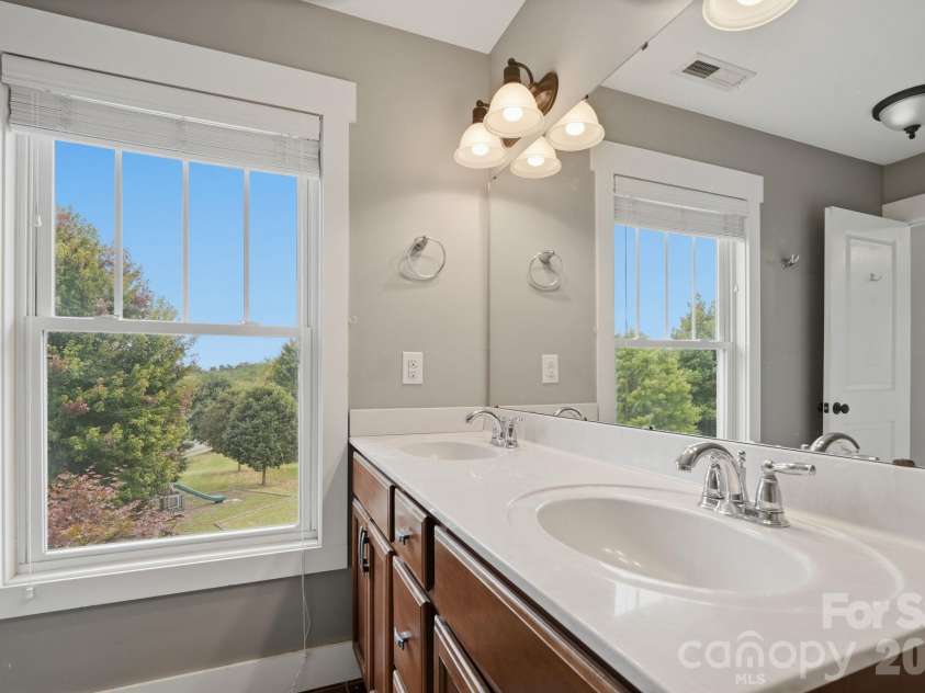 128 Estelle Park Drive, Asheville, NC 28806.  MLS# CAR4430324, YatesRealty ID 54772. 