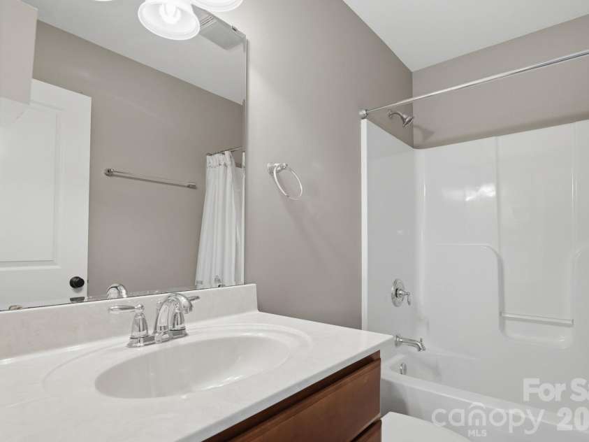 128 Estelle Park Drive, Asheville, NC 28806.  MLS# CAR4430324, YatesRealty ID 54772. 