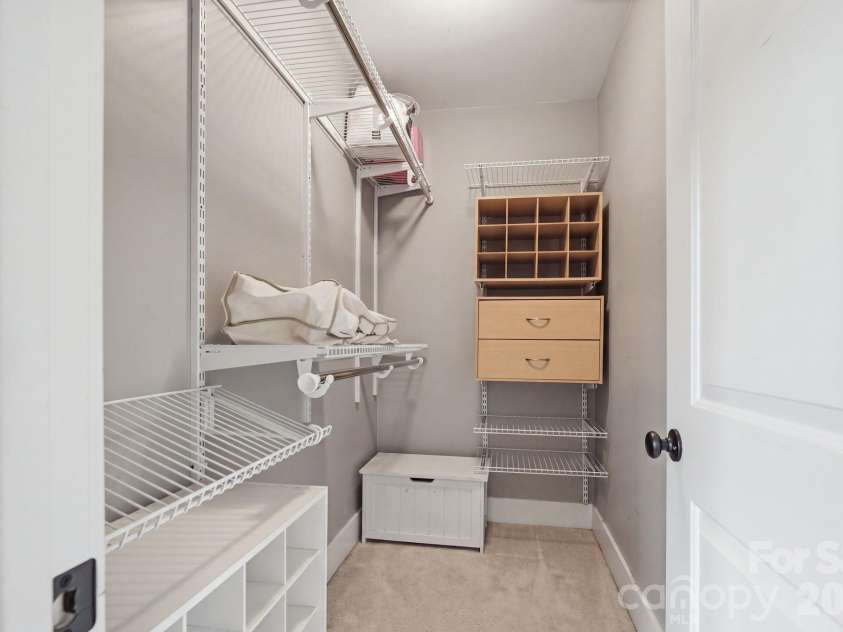 128 Estelle Park Drive, Asheville, NC 28806.  MLS# CAR4430324, YatesRealty ID 54772. Walk in Primary