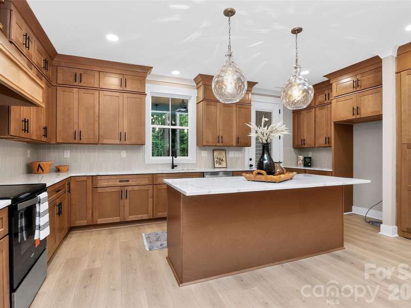 3655 Marshall Road, Rock Hill, SC 29730.  MLS# CAR4430371, YatesRealty ID 54776. 