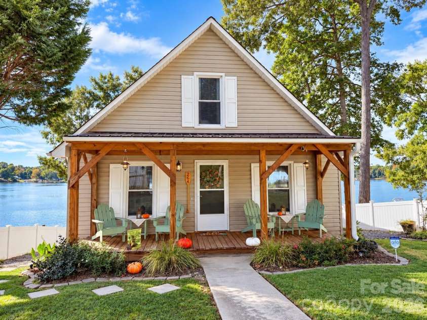264 Lake Drive 6 Drive, Lexington, NC 27292.  MLS# CAR4431232, YatesRealty ID 54779. 