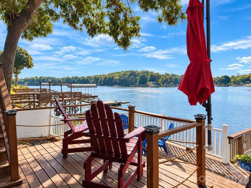 264 Lake Drive 6 Drive, Lexington, NC 27292.  MLS# CAR4431232, YatesRealty ID 54779. 