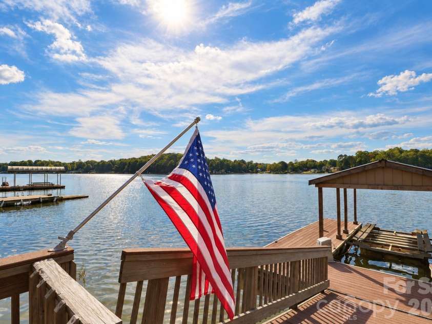264 Lake Drive 6 Drive, Lexington, NC 27292.  MLS# CAR4431232, YatesRealty ID 54779. 
