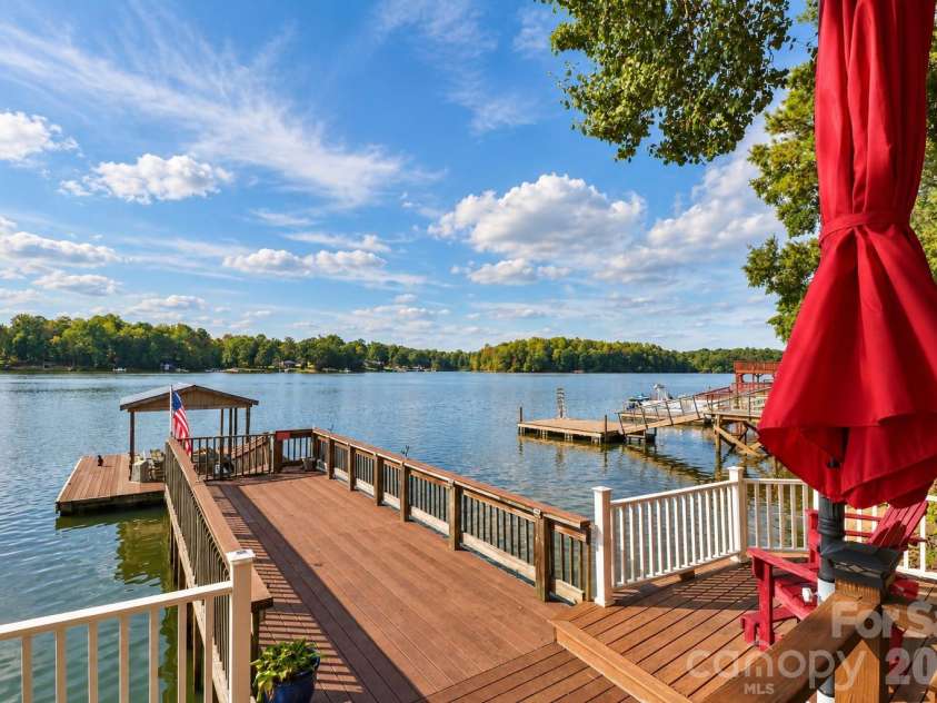 264 Lake Drive 6 Drive, Lexington, NC 27292.  MLS# CAR4431232, YatesRealty ID 54779. 